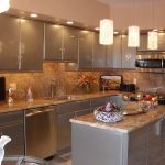 Cleaning Your Kitchen For Pesach Made Super Easy (7-Minute Rabbi Yoni Lavi Video)