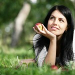 Dear Rebbetzin Heller: Am I Allowed to Be a Happy Older Single?