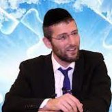 A Heartfelt Blessing (2-Minute Rabbi-Yoel-Gold Video)