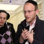 Shimon Gross gives Thanks for Son's Medical Miracle (1-Minute Moving Video)