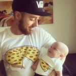 Cute Parent-Child T-Shirt Buddies (6 Photos)